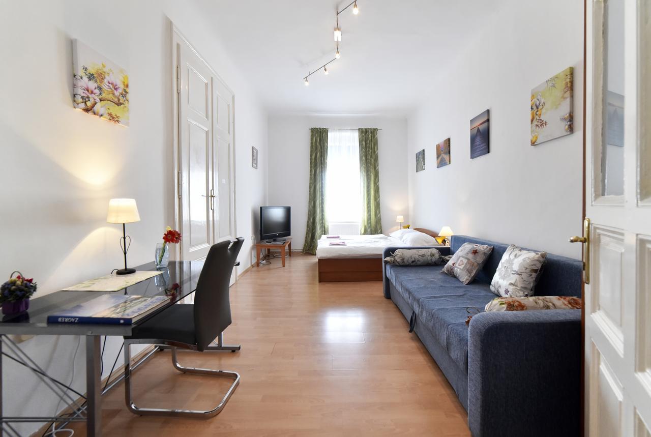 Apartment Tesla Zágráb Kültér fotó